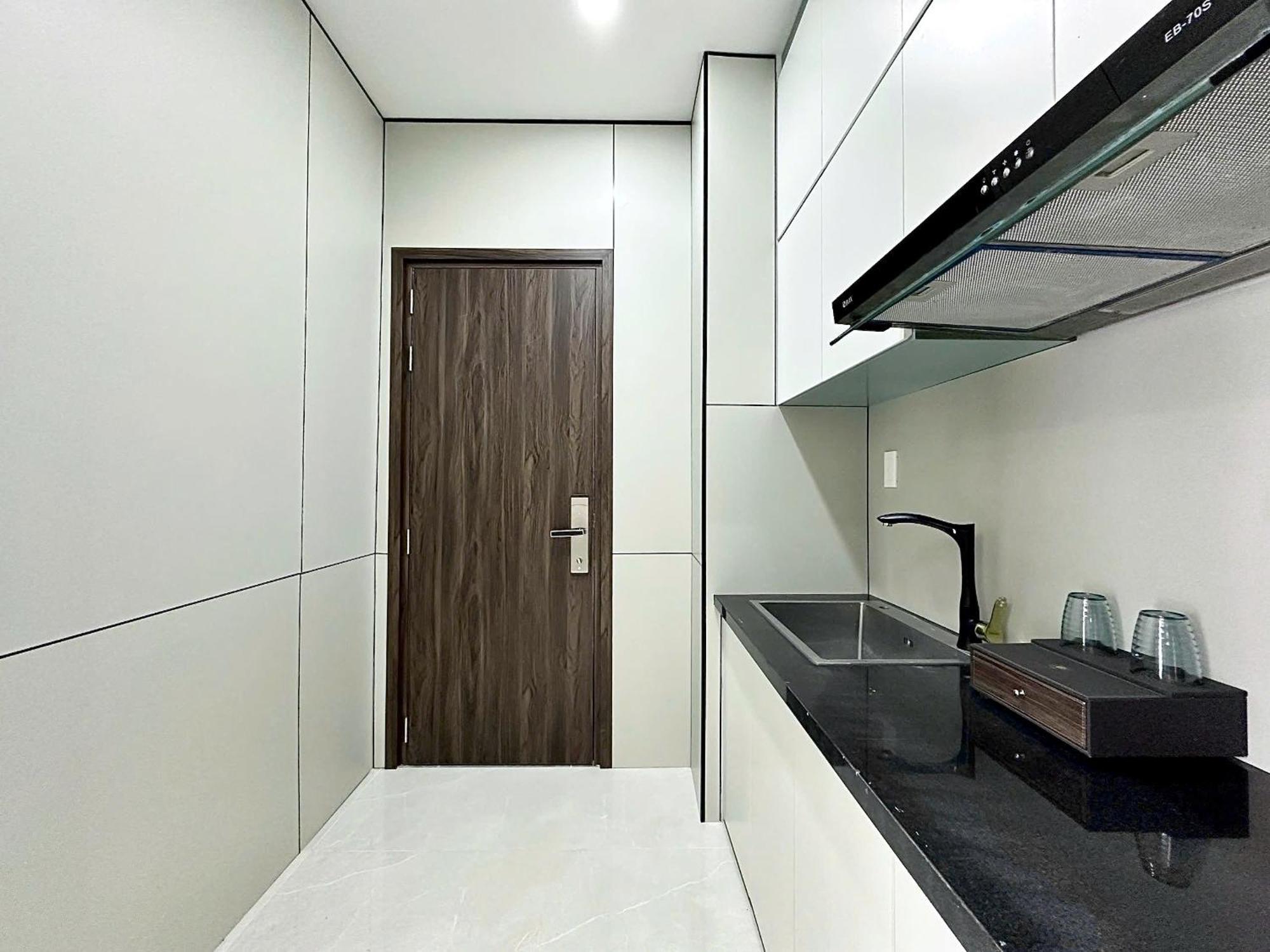 Golden Sun 5 Hotel